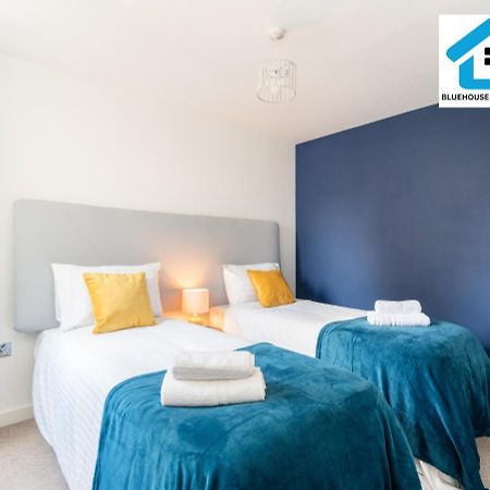 Great Price Ideal Location Near Gunwharf Quays By Blue House Short Lets Portsmouth With Free Parking Buitenkant foto